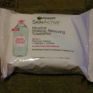 Garnier Skinactive Micellar Makeup Remover